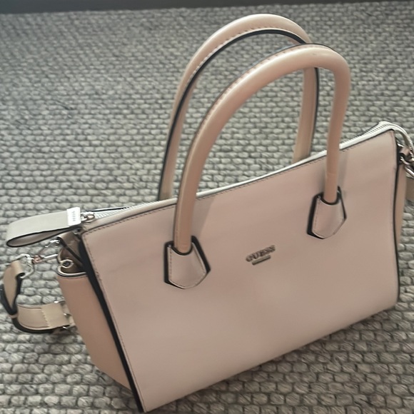 Guess Large Satchel Crossbody Bag with LEOPARD interior print - Picture 6 of 12